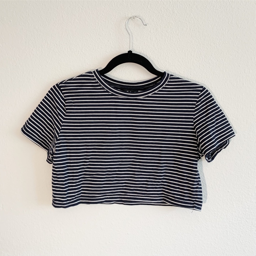 Stripped Crop Top